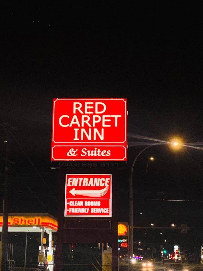Red Carpet Inn & Suites Калгари Экстерьер фото
